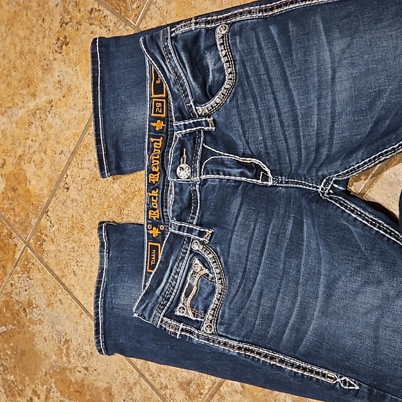 Rock Revival Jeans - Picture 5 of 10